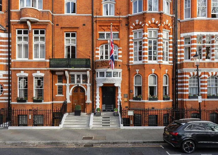 11 Cadogan Gardens